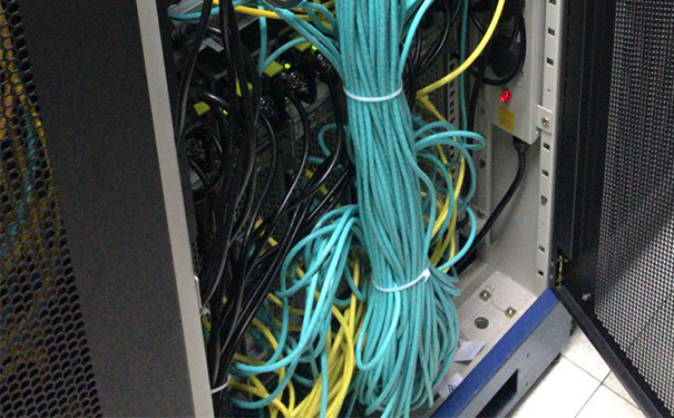 怎么選擇虛擬主機(jī)_免備案虛擬主機(jī)